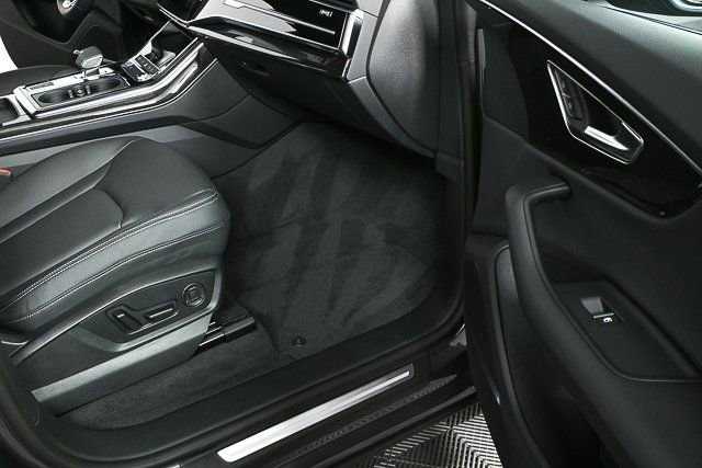 New 2026 Audi Q8 Premium image 26