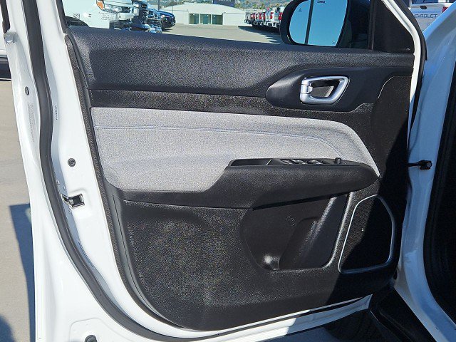 Used 2025 Jeep Compass Latitude AWD/4WD image 21