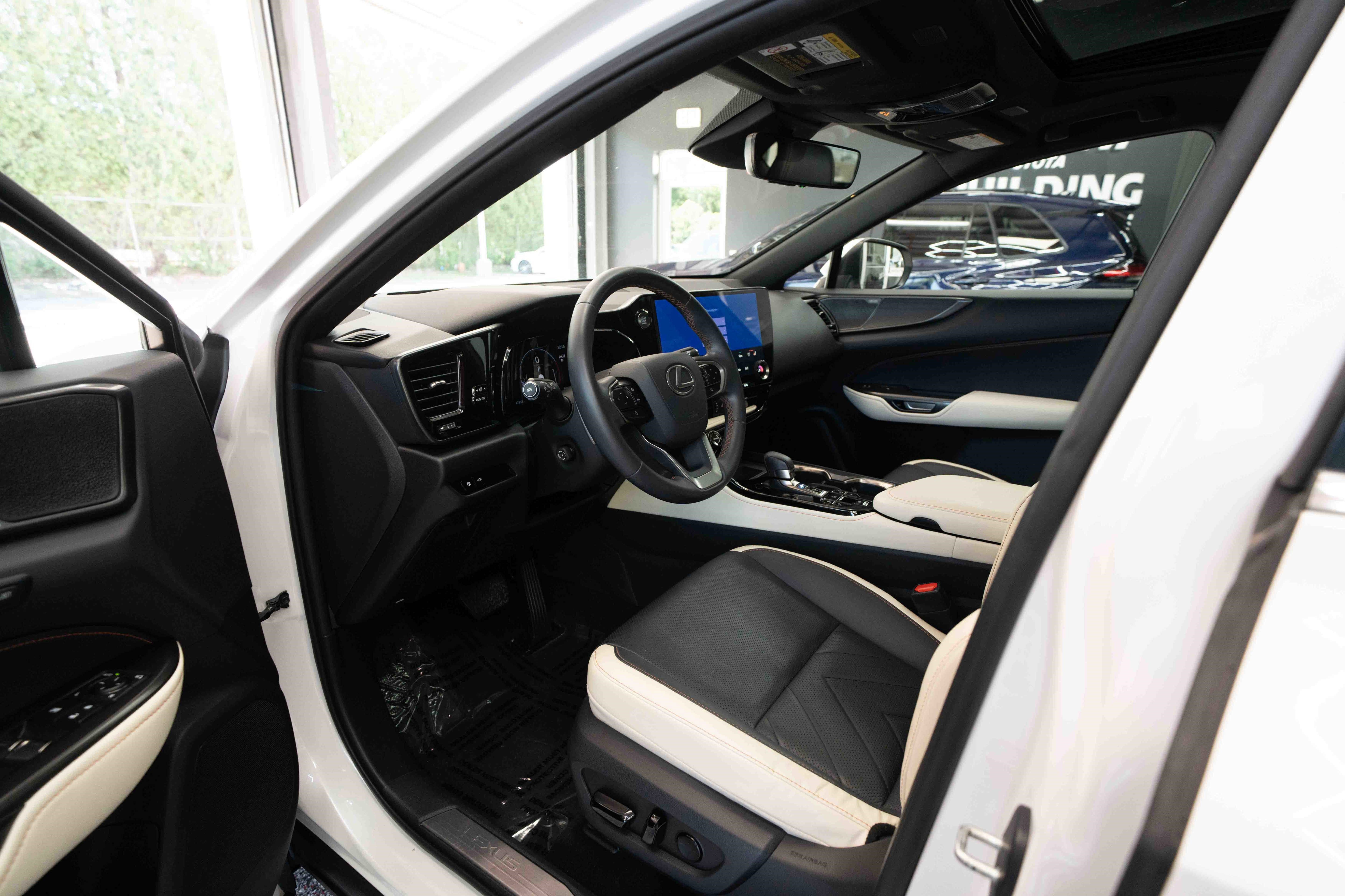 Used 2022 Lexus NX 350 AWD image 8