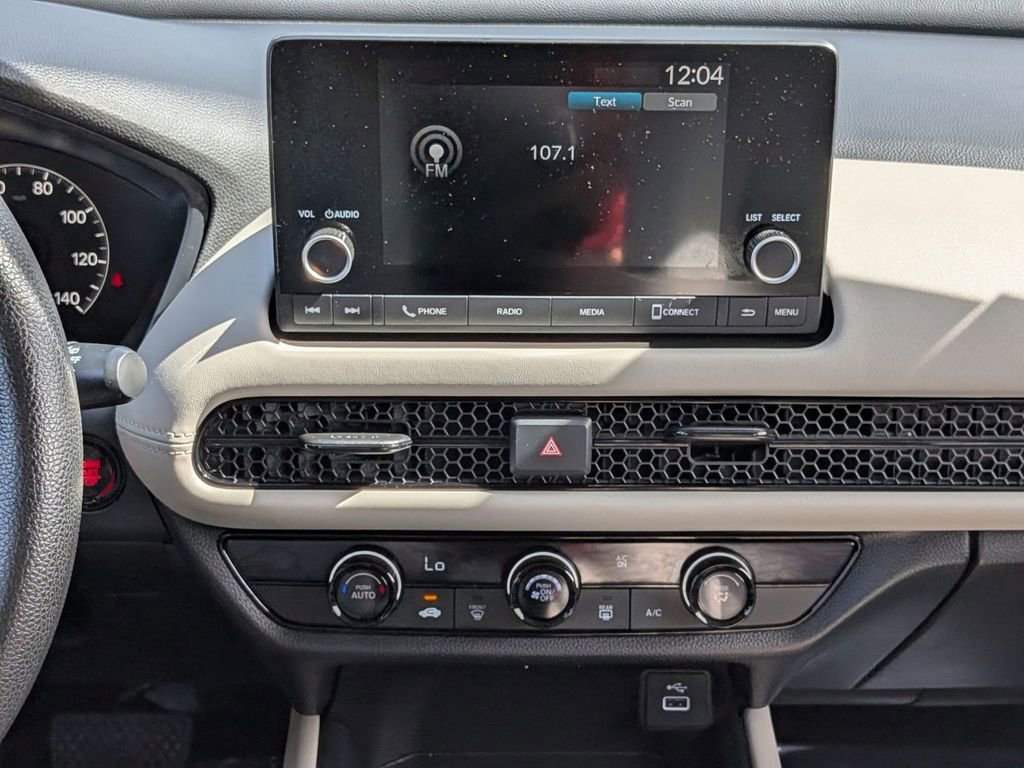 Used 2025 Honda HR-V LX image 23