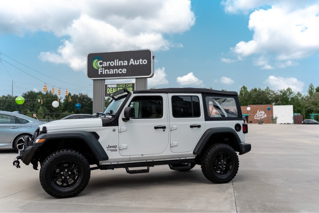 Used 2018 Jeep Wrangler Unlimited Sport AWD/4WD image 2