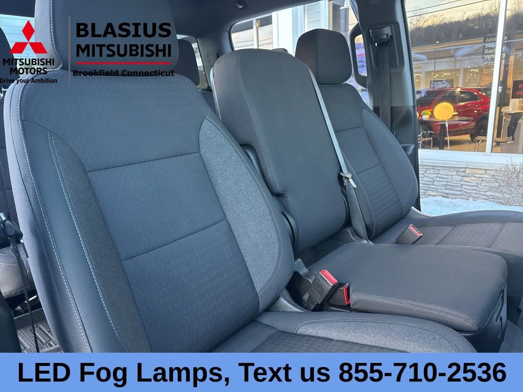 Used 2024 GMC Sierra 3500 SLE w/ SLE Value Package AWD/4WD image 32