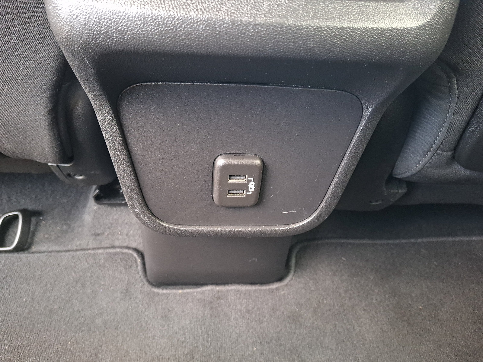 Used 2024 GMC Terrain SLE FWD image 11