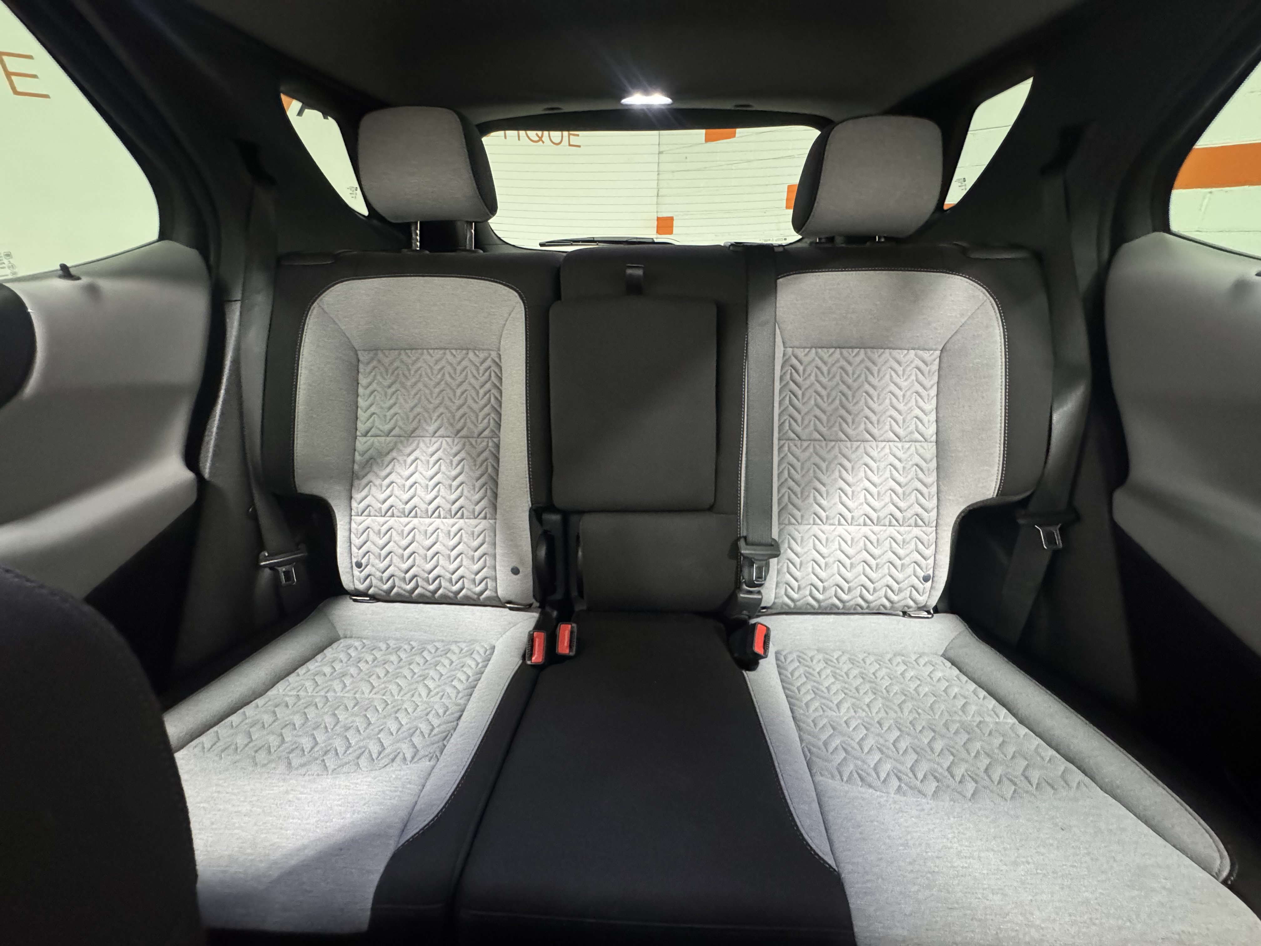 Used 2023 Chevrolet Equinox LT AWD/4WD image 28