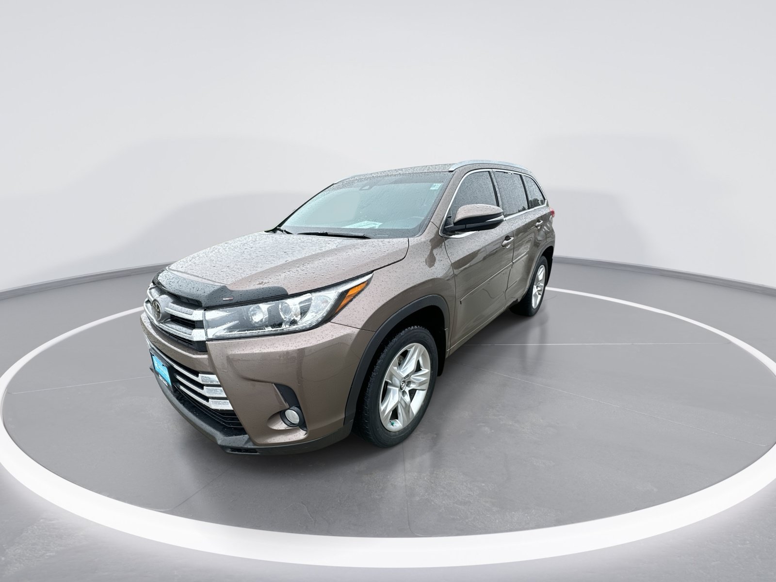 Used 2017 Toyota Highlander Limited AWD/4WD image 4