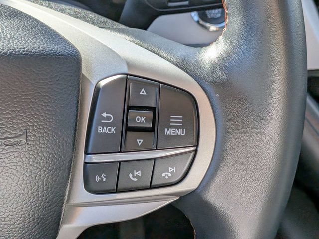 Used 2025 Ford Explorer Active w/ Active Comfort Package RWD image 23