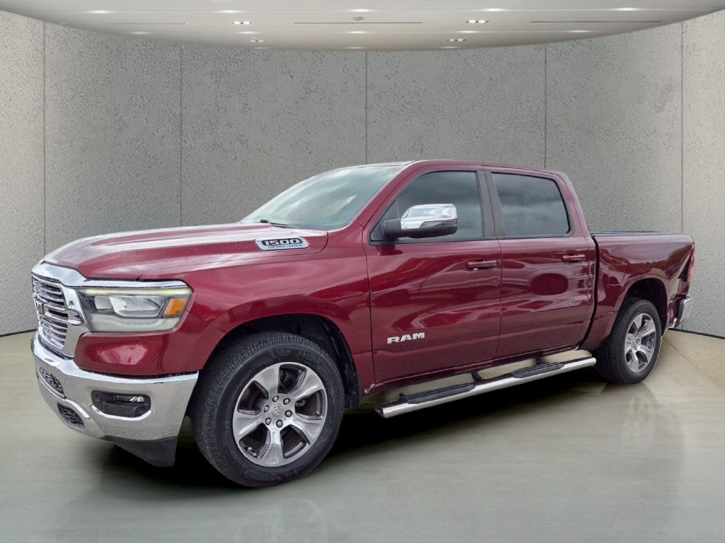 Used 2023 RAM 1500 Laramie AWD/4WD image 11