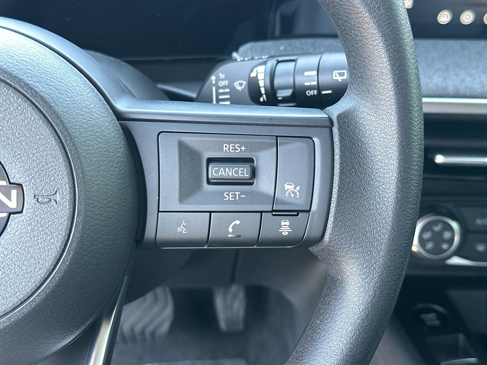 New 2026 Nissan Kicks S image 26