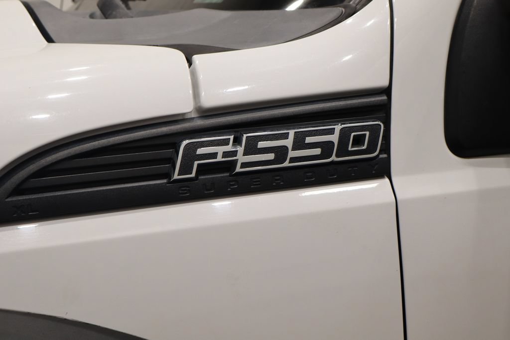 Used 2016 Ford F550 2WD Regular Cab Super Duty image 24