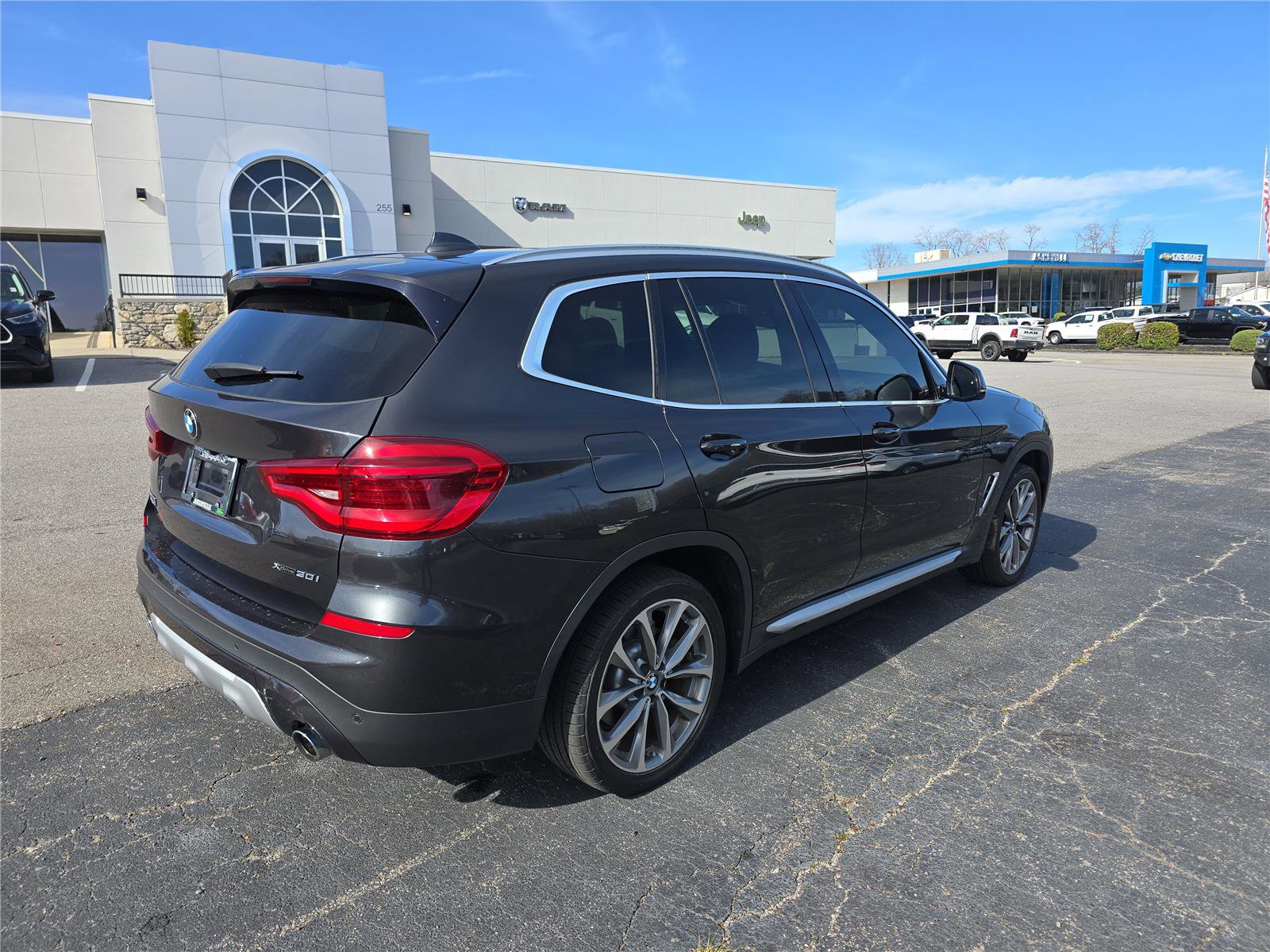 Used 2019 BMW X3 xDrive30i w/ Premium Package image 3