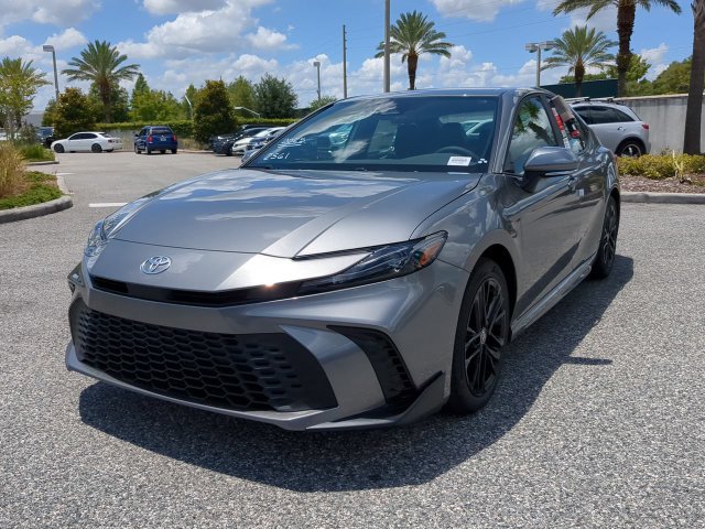 New 2026 Toyota Camry SE FWD image 8