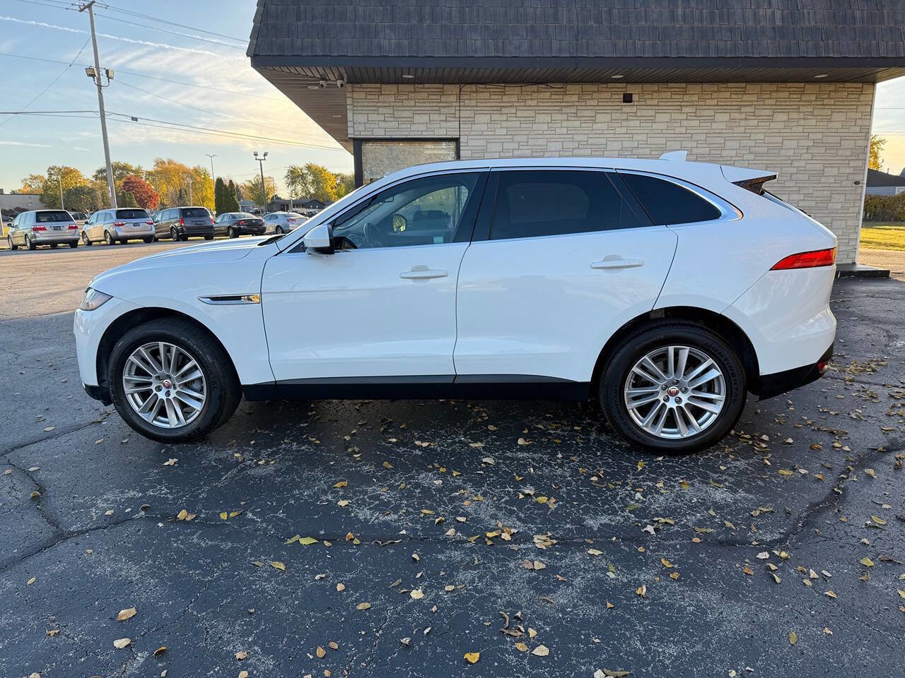 Used 2017 Jaguar F-PACE Prestige AWD/4WD image 5