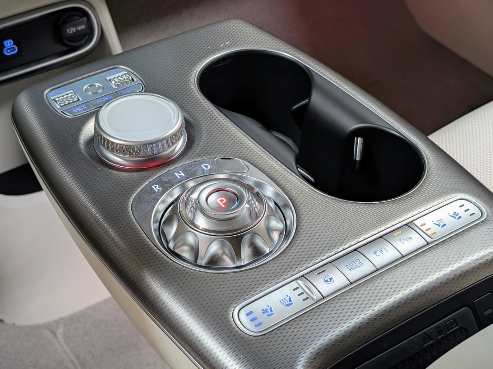 Used 2025 Genesis GV60 Performance image 26