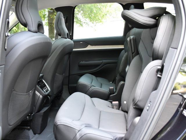 New 2025 Volvo EX90 Ultra AWD/4WD image 15