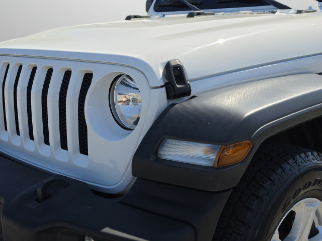 Used 2022 Jeep Wrangler Unlimited Sport AWD/4WD image 34