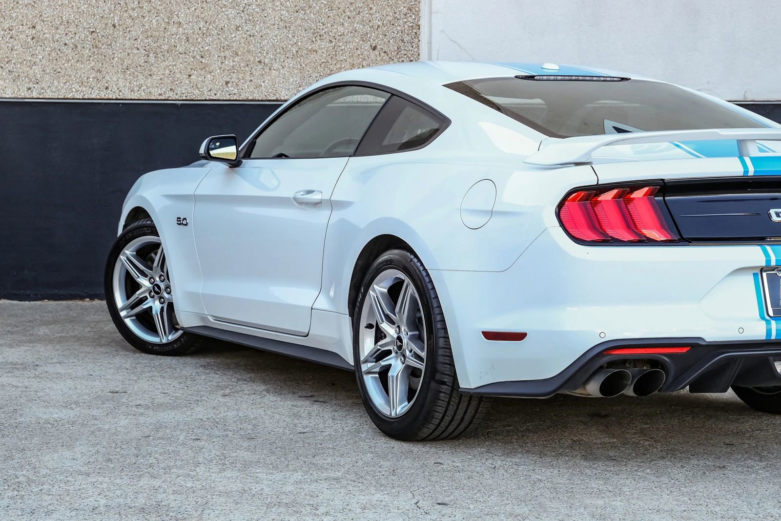 Used 2019 Ford Mustang GT Premium w/ GT Performance Package image 14