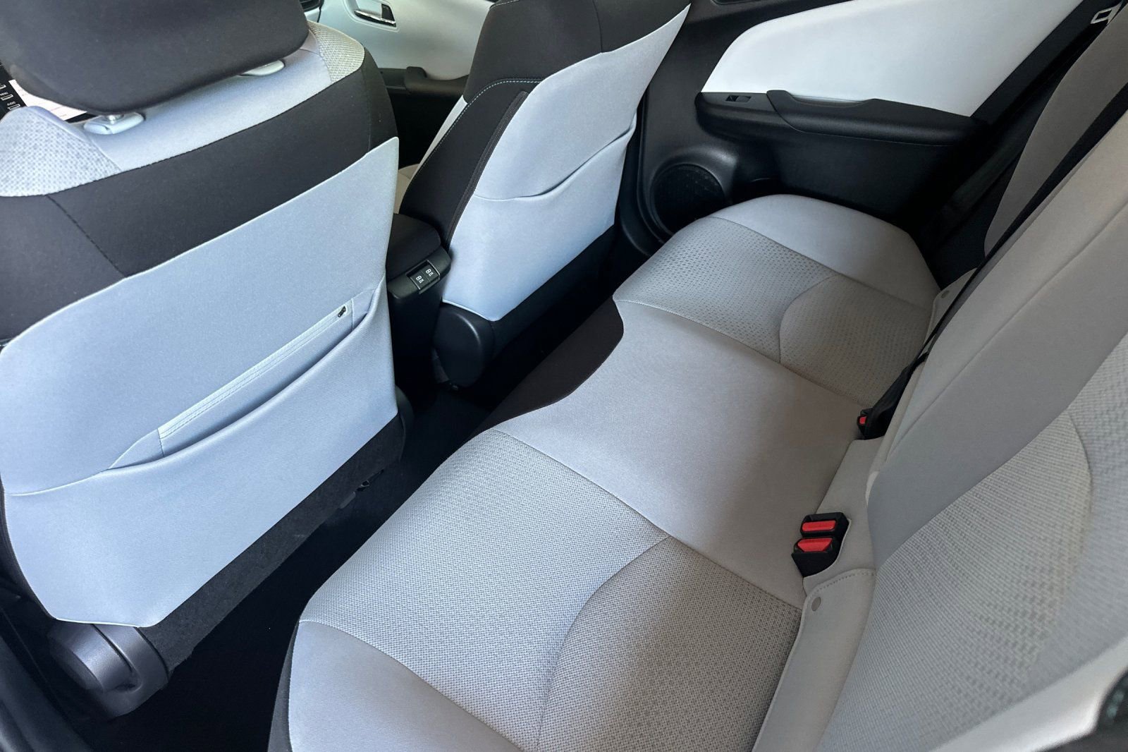 Certified 2020 Toyota Prius LE w/ Carpet Mat Package image 15