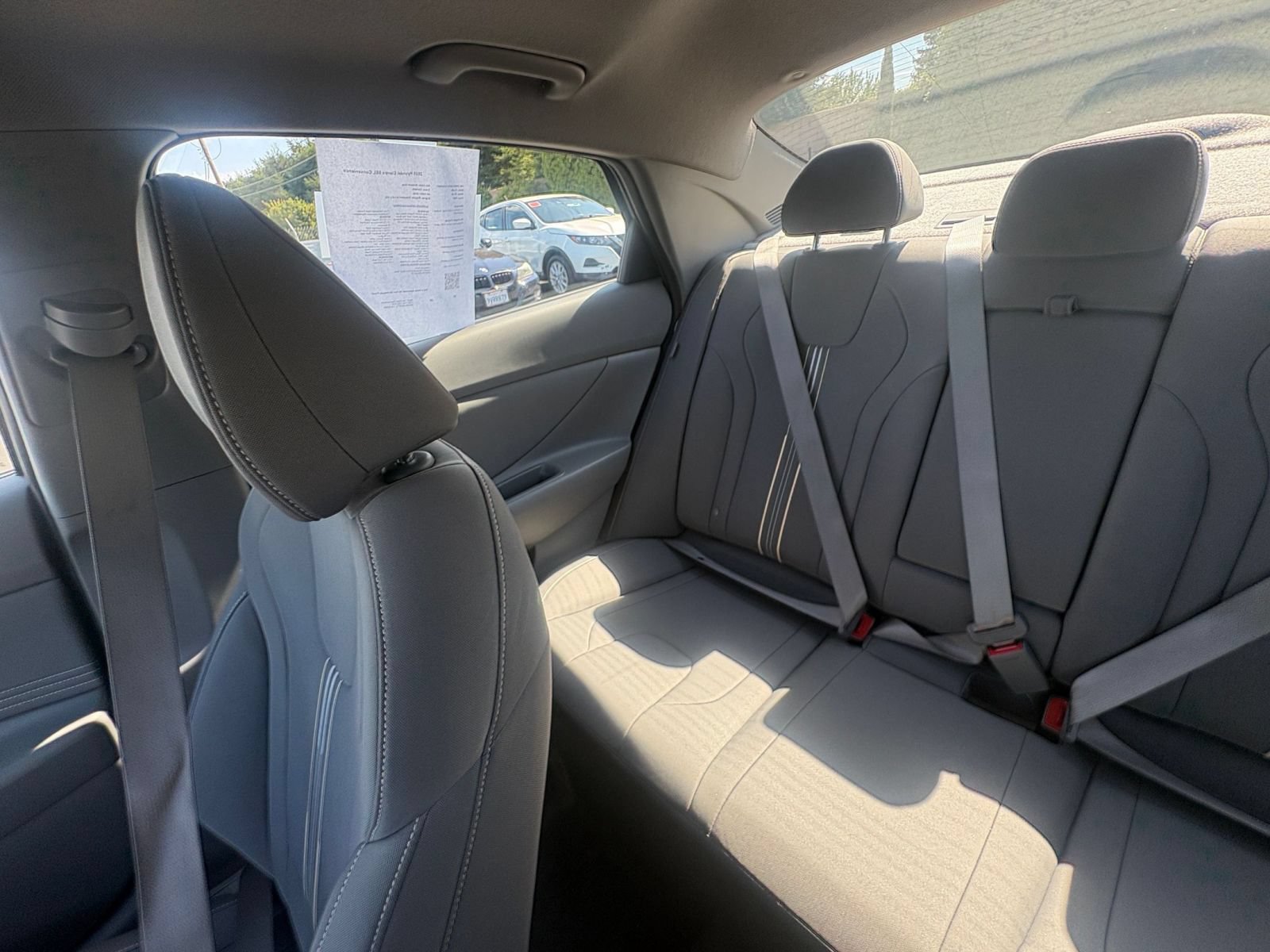 Used 2025 Hyundai Elantra SEL FWD image 39