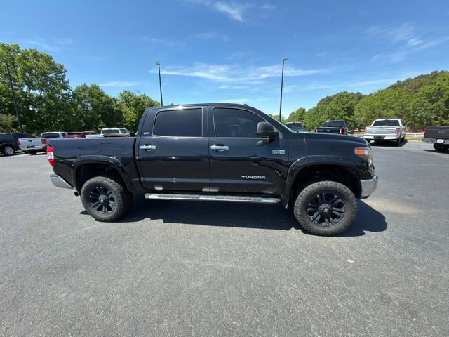 Used 2018 Toyota Tundra SR5 w/ SR5 Upgrade Package AWD/4WD image 15