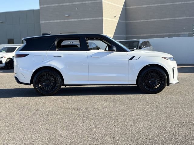 New 2026 Land Rover Range Rover Sport SV image 17