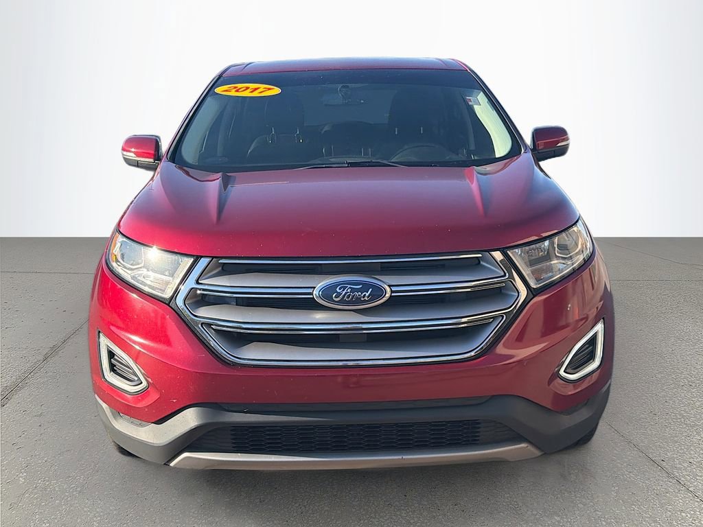 Used 2017 Ford Edge Titanium w/ Technology Package FWD image 9
