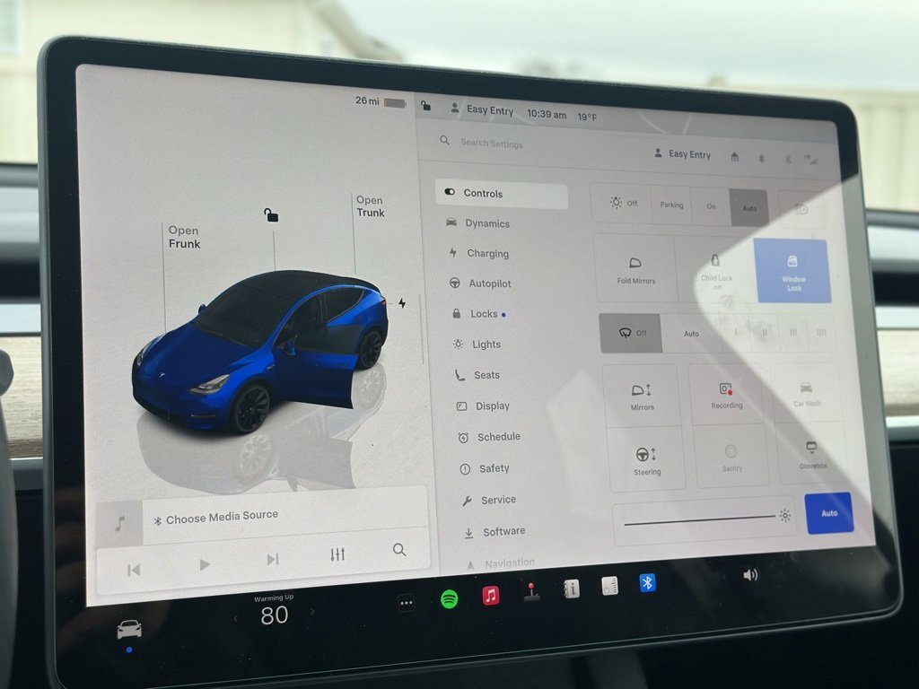 Used 2022 Tesla Model Y Long Range image 29