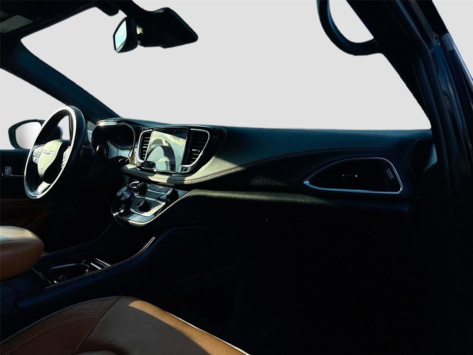 Used 2021 Chrysler Pacifica Pinnacle image 34