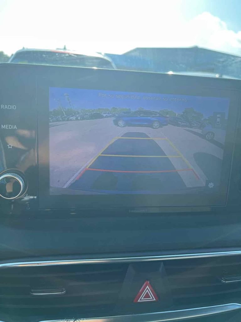 Used 2022 Hyundai Santa Fe XRT FWD image 14