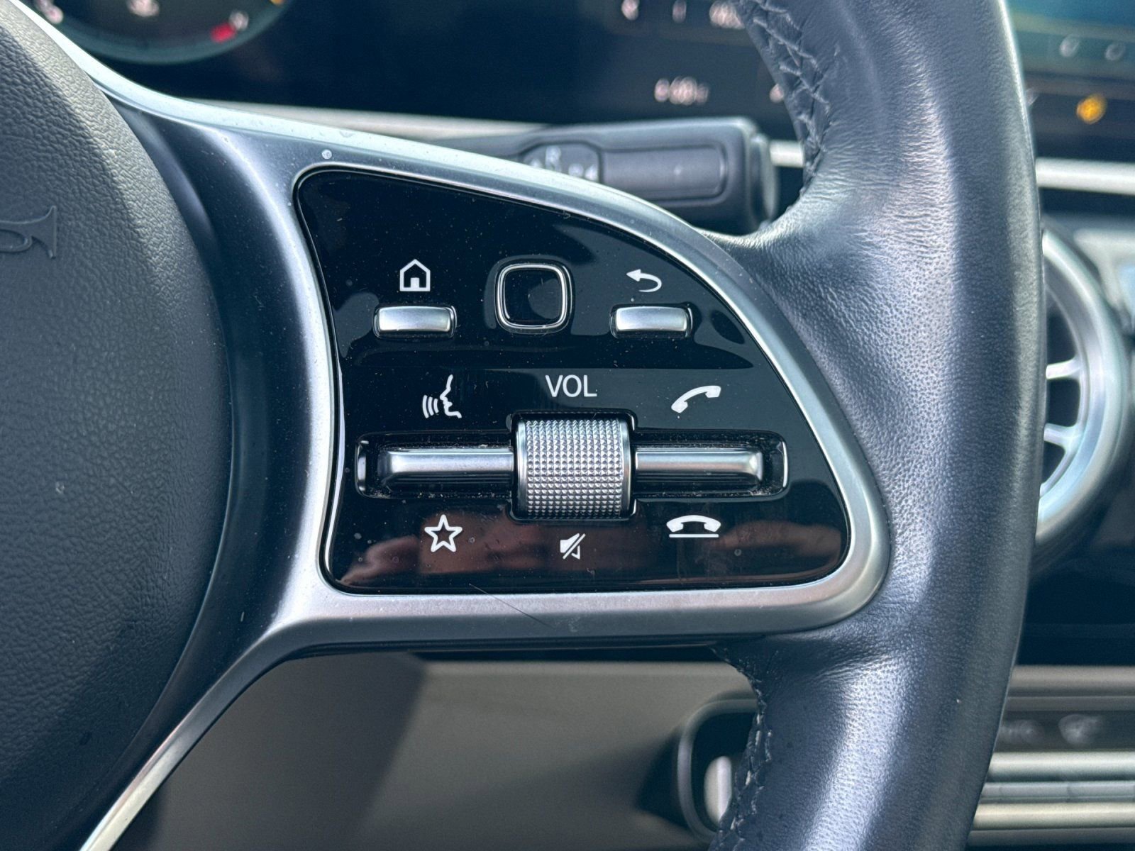 Used 2021 Mercedes-Benz A 220 image 26