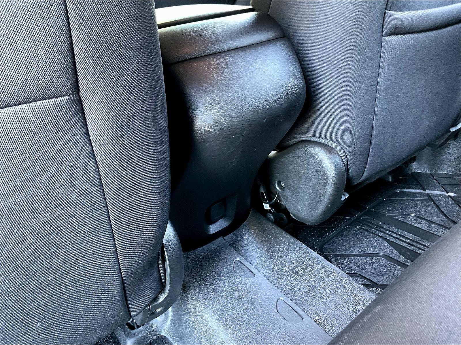 Used 2024 Chevrolet Malibu RS FWD image 10