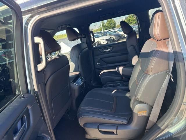 New 2026 Nissan Armada SL w/ Captain's Chari Seat Package RWD image 11