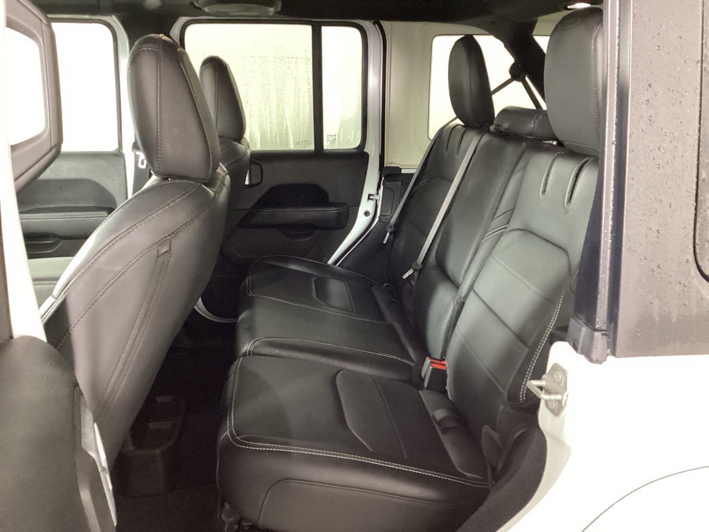 Used 2022 Jeep Wrangler Unlimited Sahara w/ Cold Weather Group image 12