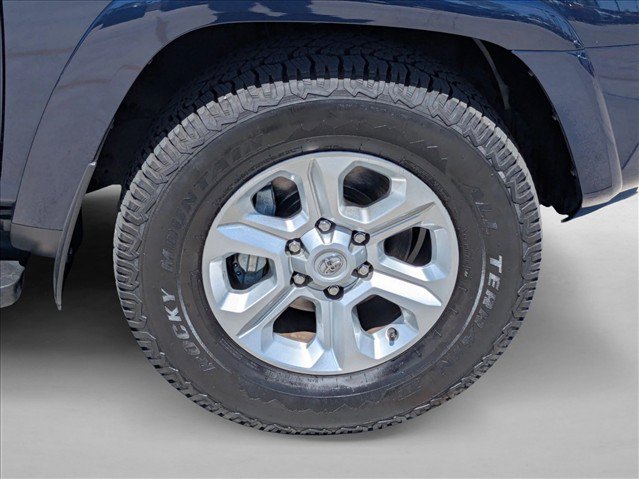 Used 2024 Toyota 4Runner SR5 RWD image 23