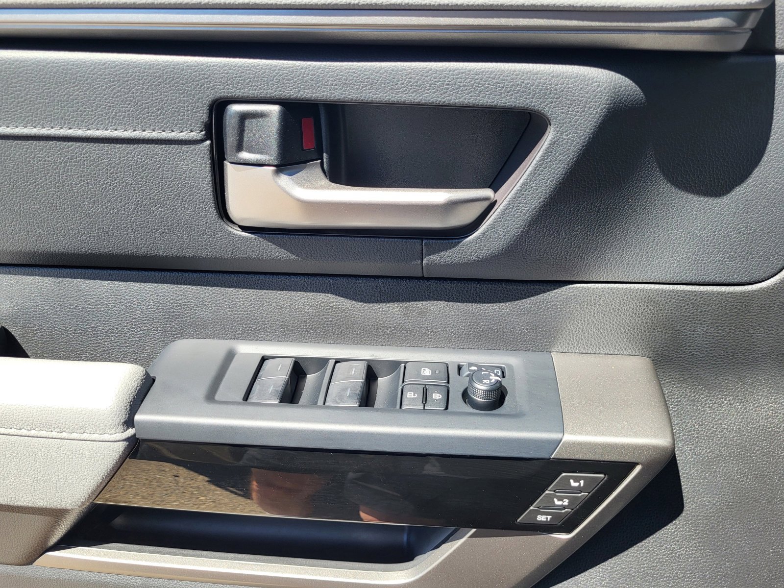 Used 2026 Toyota Tundra Limited w/ TRD Off-Road Package image 23