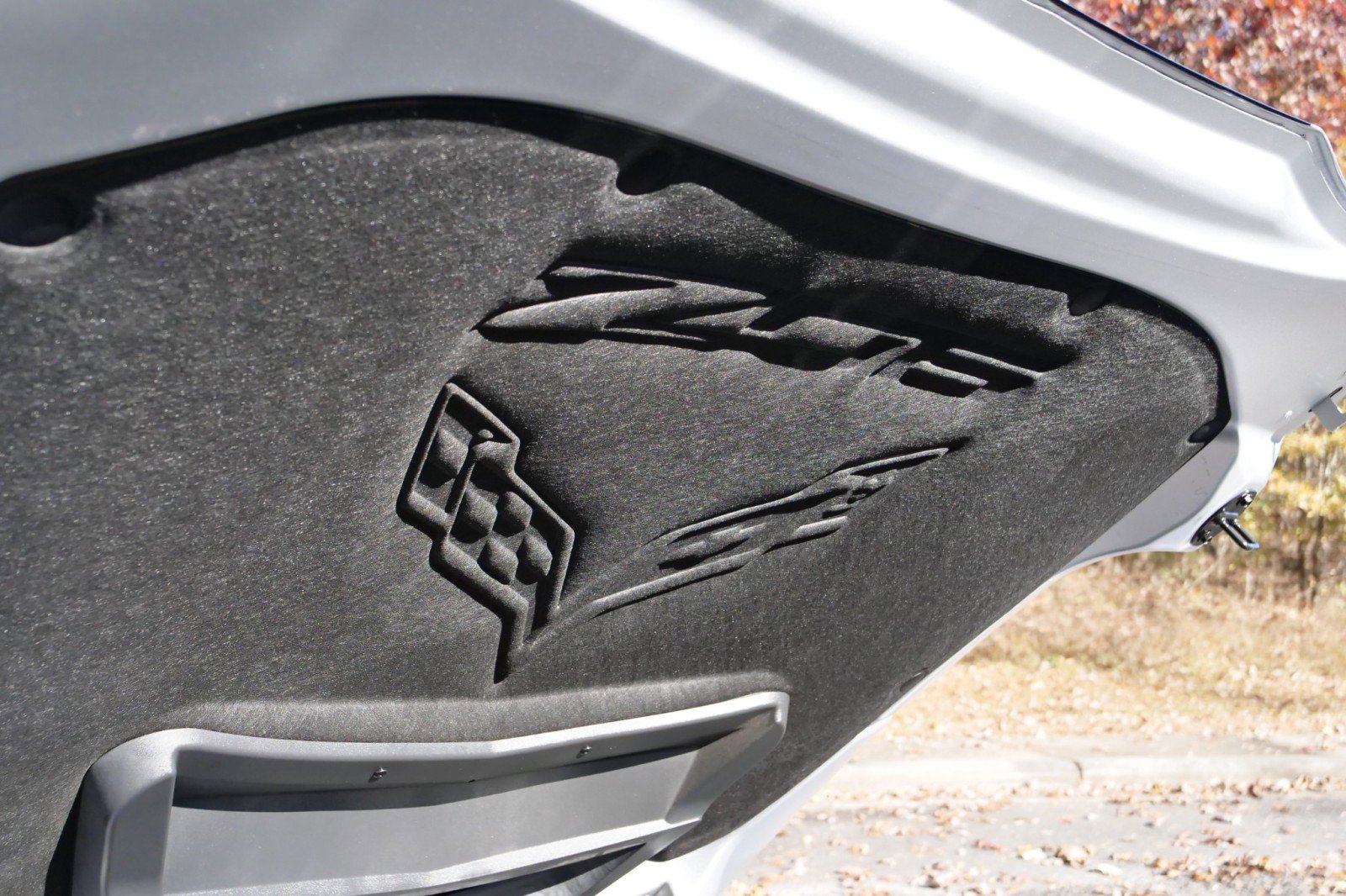 Used 2016 Chevrolet Corvette Z06 w/ 3LZ Preferred Equipment Group image 47