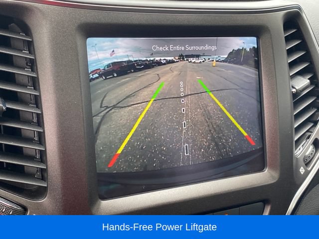 Used 2021 Jeep Cherokee Trailhawk w/ Sun, Sound & Nav Group AWD/4WD image 12