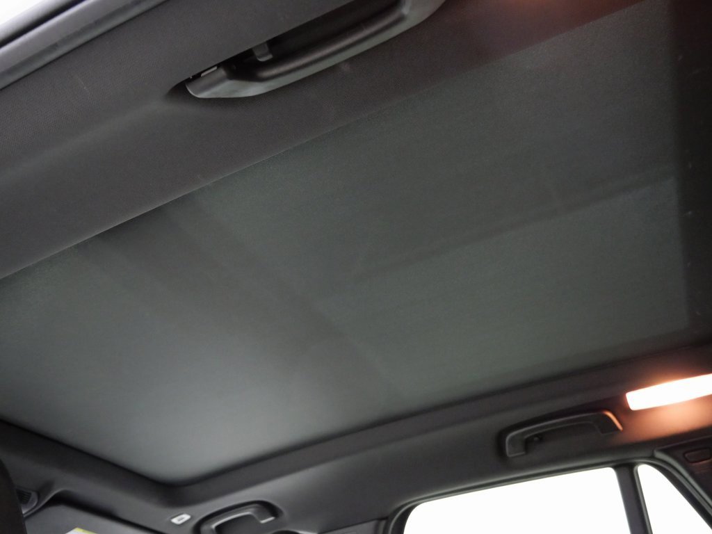 Used 2019 BMW X1 sDrive28i image 4