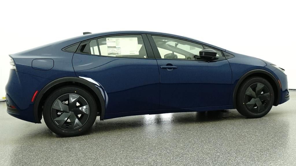 New 2026 Toyota Prius Plug-In Hybrid FWD image 26