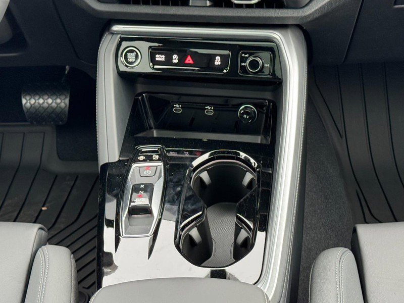 New 2025 Audi Q5 Prestige image 9