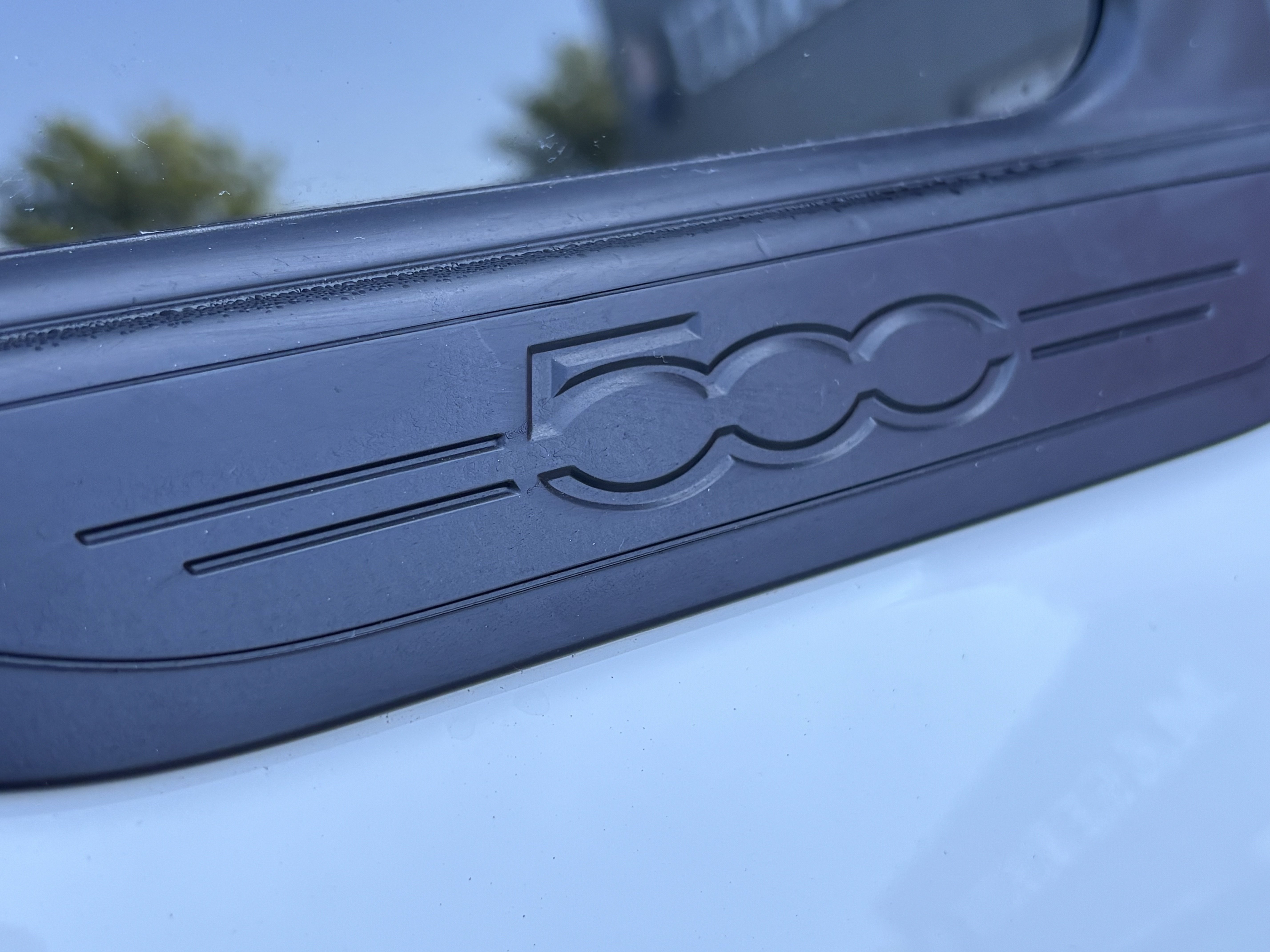 New 2026 FIAT 500 e w/ Comfort Group FWD image 16