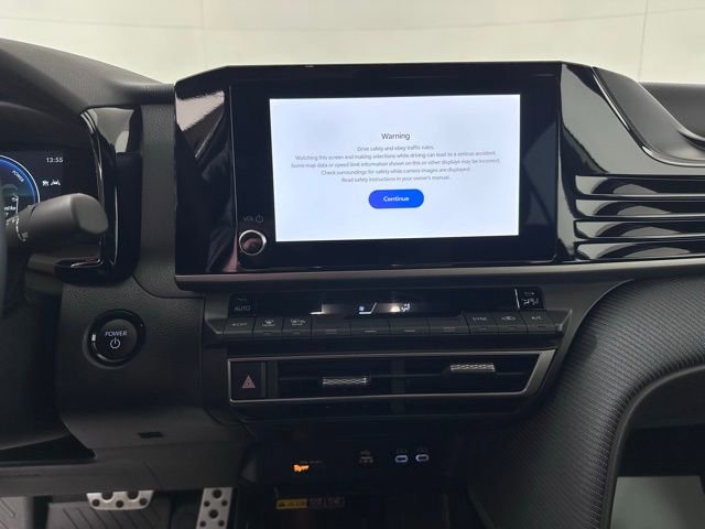 Certified 2025 Toyota Camry SE image 25