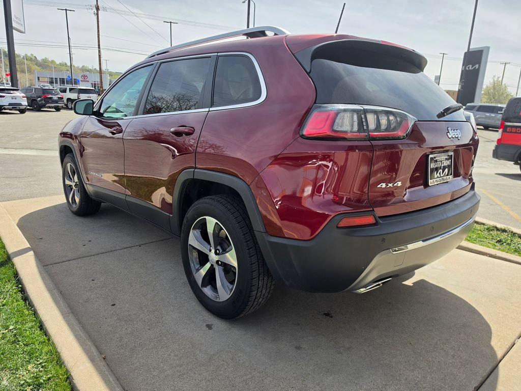 Used 2019 Jeep Cherokee Limited AWD/4WD image 7
