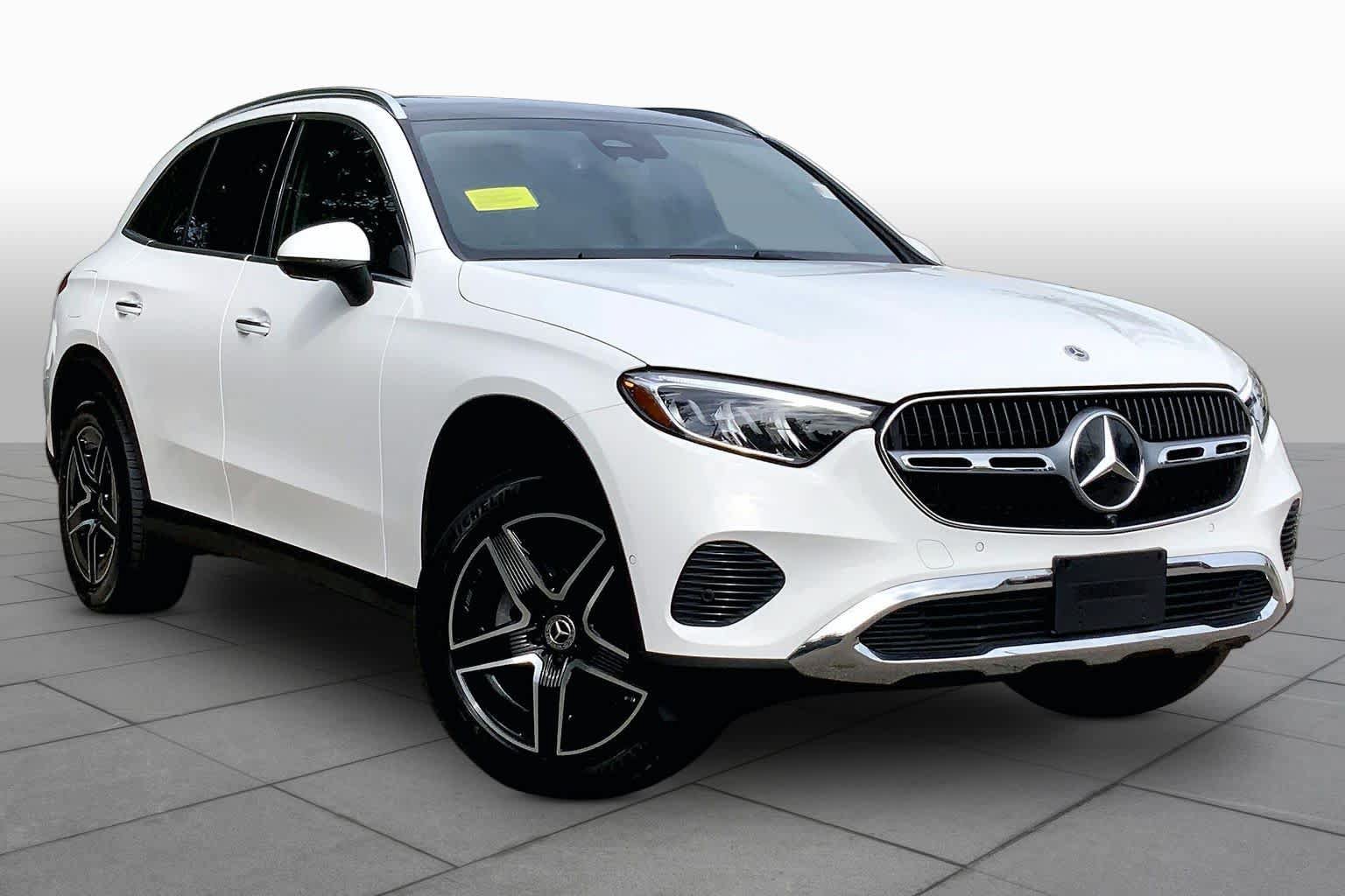 Used 2026 Mercedes-Benz GLC 300 4MATIC image 3