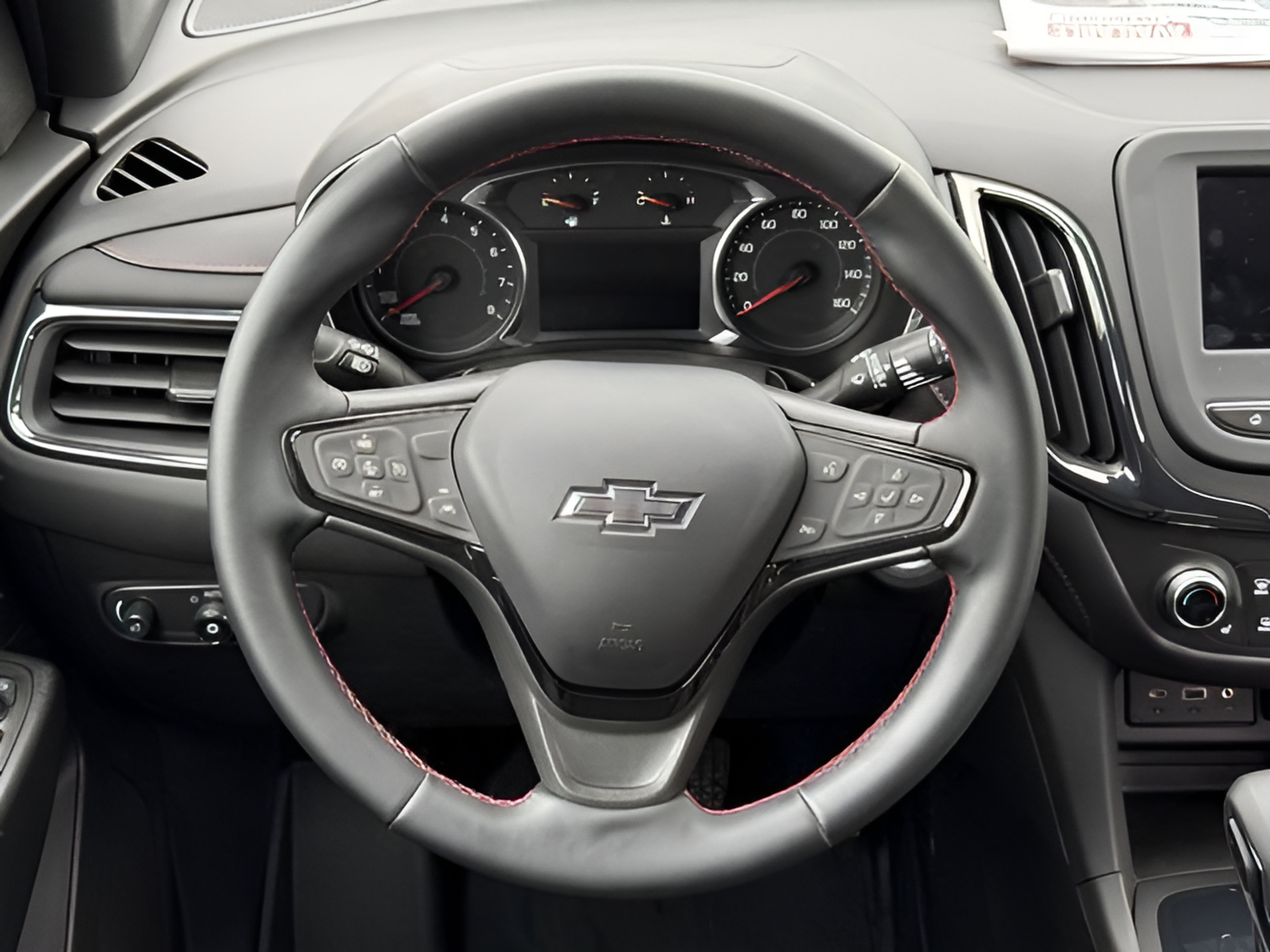 Used 2023 Chevrolet Equinox RS FWD image 14