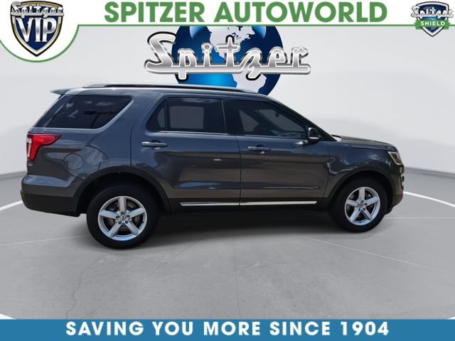 Used 2016 Ford Explorer XLT w/ Equipment Group 202A AWD/4WD image 9