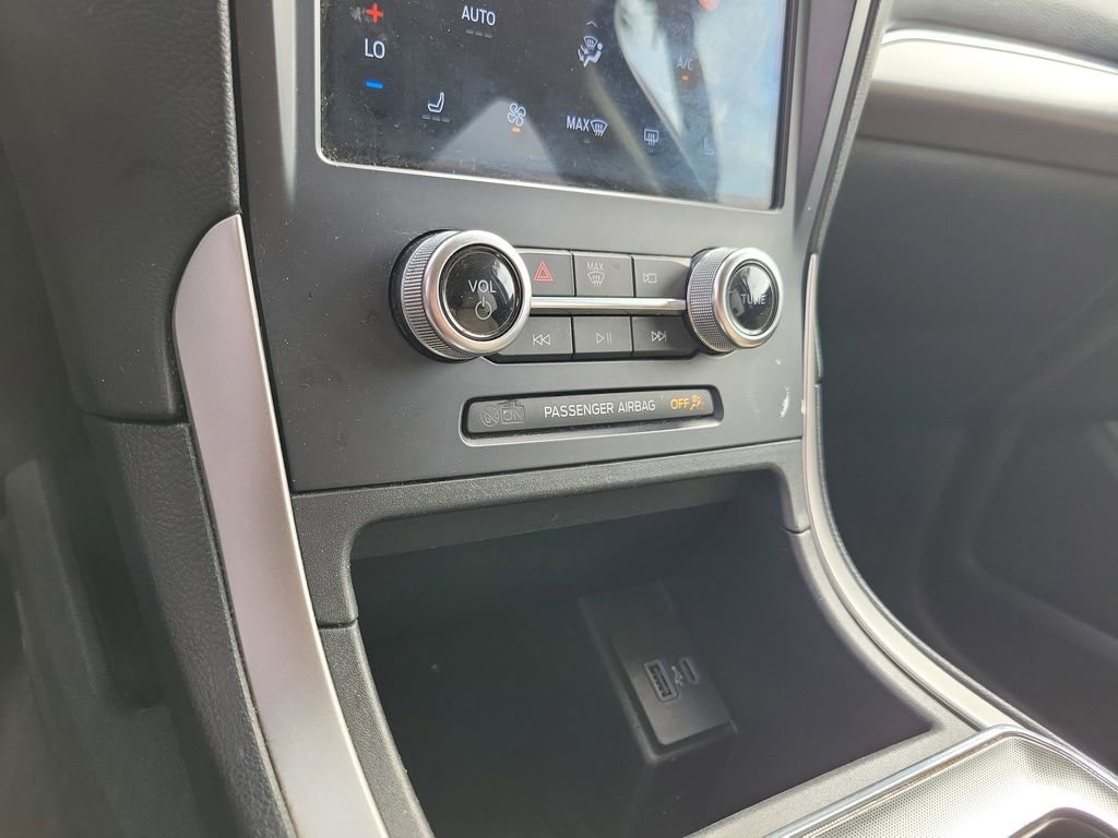 Used 2022 Ford Edge SEL AWD/4WD image 24