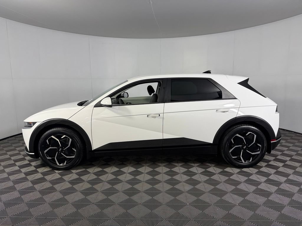 Used 2024 Hyundai Ioniq 5 SEL RWD image 11