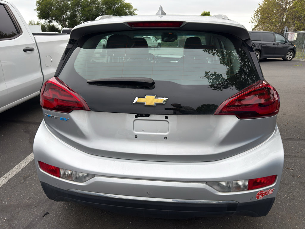 Used 2017 Chevrolet Bolt Premier w/ Driver Confidence II Package FWD image 5