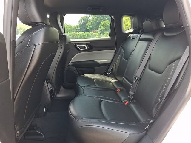 Used 2025 Jeep Compass Limited AWD/4WD image 18