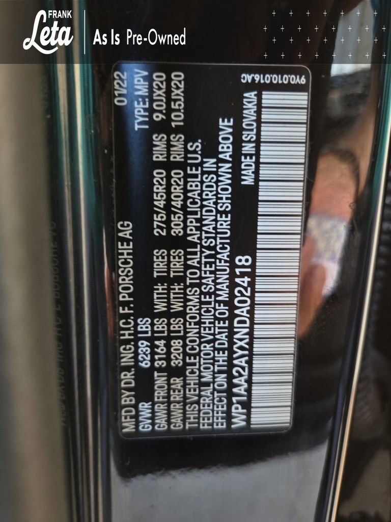 Used 2022 Porsche Cayenne w/ Premium Package image 36